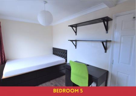 7 bedroom Terraced House to let in 7 Bed Student House - Wincheap