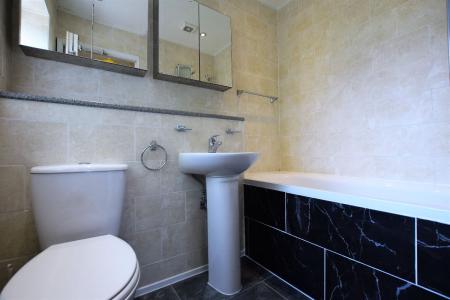 6 bedroom Semi-detached house to let in 4 STARLE CLOSE - CCCU