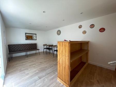 5 bedroom Semi-detached house to let in 5 Bed Student Home - Glenside Avenue