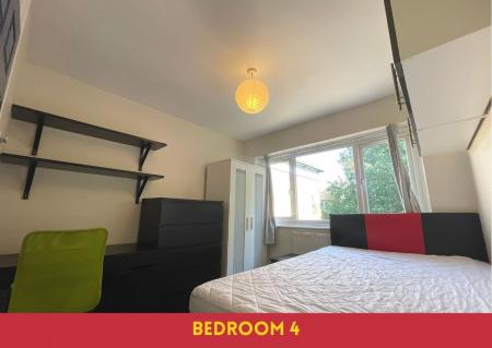 6 bedroom Semi-detached house to let in 6 Bed Student Home - 15 Starle Close