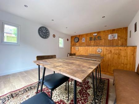 5 bedroom Semi-detached house to let in 5 Bed Student Home - Knight Avenue
