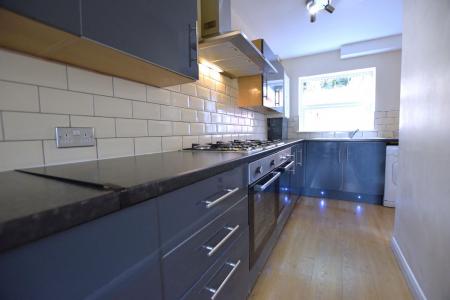 5 Bed Student House - 49 Tunstall Road, UKC