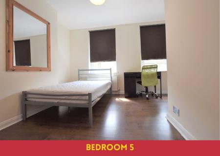 5 bedroom Semi-detached house to let in 5 Bed Student House - 33 Guildford Road