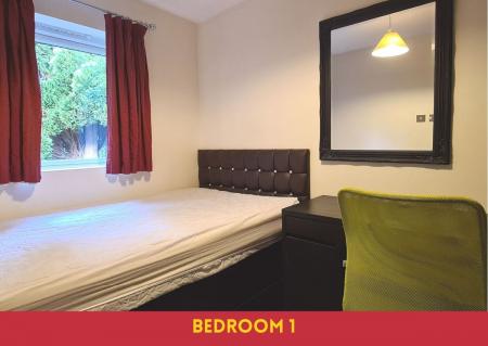 1 bedroom Semi-detached house to let in 5 Bed Student House - 26 Rushmead Close, UKC