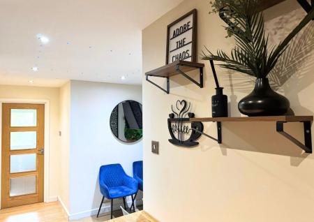 1 bedroom Semi-detached house to let in 5 Bed Student House - 26 Rushmead Close, UKC