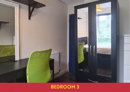 1 bedroom Semi-detached house to let in 5 Bed Student House - 26 Rushmead Close, UKC