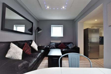 7 bedroom Semi-detached house to let in 20 North Holmes Road, Canterbury