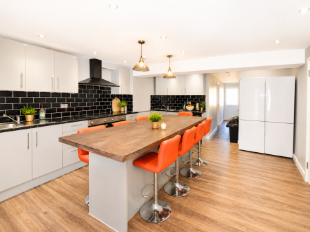 7 Green Dell, Canterbury