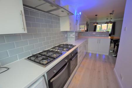 6 bedroom Terraced House to let in 6 Bedroom Student Home - Regency Place