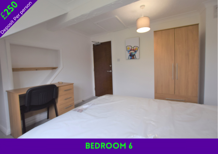 6 bedroom Terraced House to let in 6 Bedroom Student Home - Regency Place