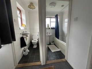 4 bedroom Semi-detached house to let in 4 Bed Student Home - 39 College Road, Canterbury