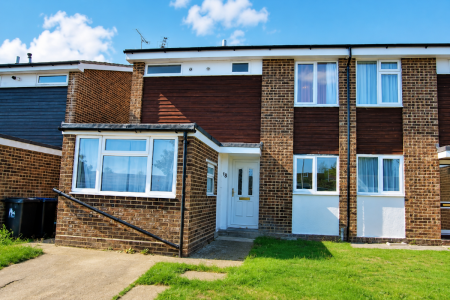 Room Lets within a 6 Student Home - 18 Headcorn Drive, Canterbury