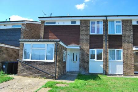 1 bedroom House share to let in Room Lets within a 6 Student Home - 18 Headcorn Drive, Canterbury