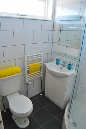 1 bedroom House share to let in Room Lets within a 6 Student Home - 18 Headcorn Drive, Canterbury