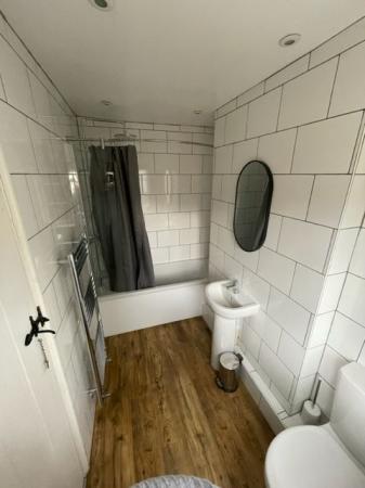 2 bedroom Terraced House to let in Cross Street, Canterbury