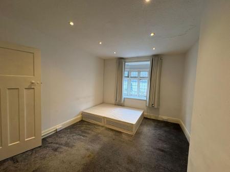 1 bedroom Flat to let in Wincheap, Canterbury