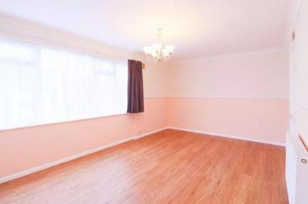 1 bedroom Flat to let in Hudson Road, Canterbury