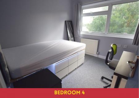 1 bedroom Semi-detached house to let in 6 Bedroom Student Home - Downs Road, UKC