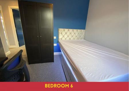 1 bedroom Semi-detached house to let in 6 Bedroom Student Home - Downs Road, UKC