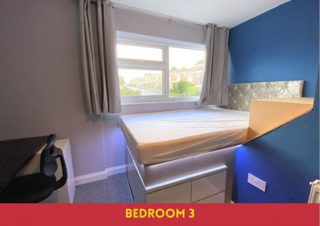 1 bedroom Semi-detached house to let in 6 Bedroom Student Home - Downs Road, UKC