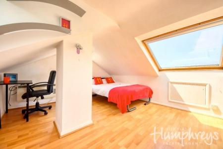 1 bedroom Semi-detached house to let in College Road, opposite CCCU