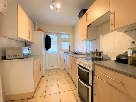 1 bedroom Terraced House to let in Tunstall Road, Canterbury