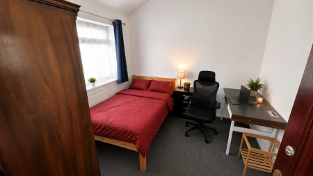1 bedroom Terraced House to let in 5 Bed Student Home - 43 Downs Road, Canterbury