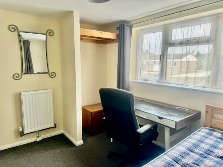 1 bedroom Terraced House to let in 5 Bed Student Home - 43 Downs Road, Canterbury
