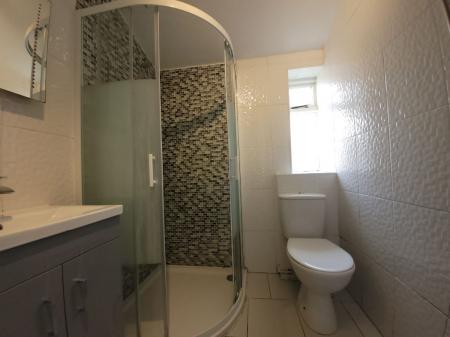 1 bedroom Terraced House to let in 1 Bedroom Student Home - 66 St. Peters Place, City Centre