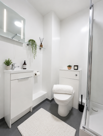 1 bedroom Flat to let in Holmes House, New Dover Road, Canterbury