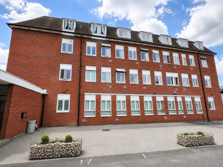 1 bedroom Flat to let in Holmes House, New Dover Road, Canterbury