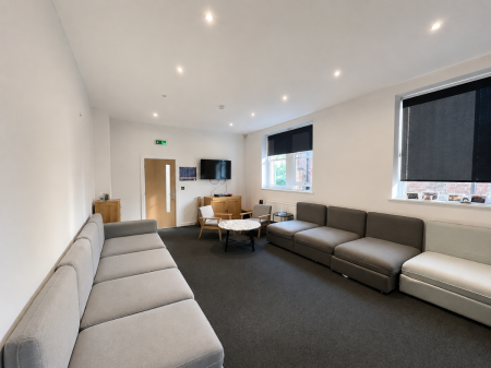1 bedroom Flat to let in Holmes House, New Dover Road, Canterbury