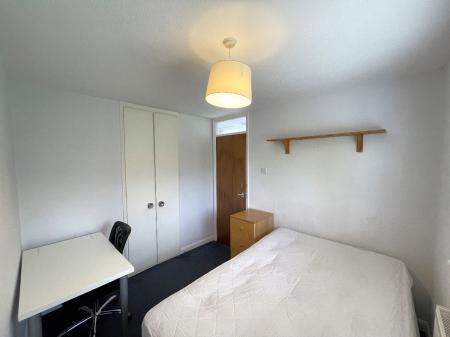 1 bedroom Semi-detached house to let in Verwood Close, Canterbury