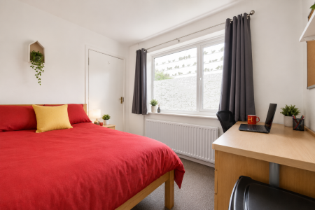 1 bedroom House share to let in 15 Tunstall Road, Canterbury