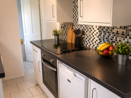 1 bedroom House share to let in 4 Bedroom Student Home - 51 St. Peters Place, City Centre