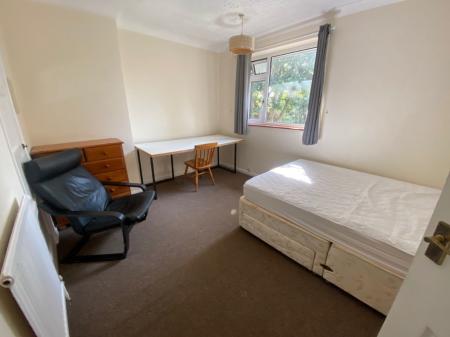 4 bedroom Semi-detached house to let in Cunningham Road, Norwich, NR5