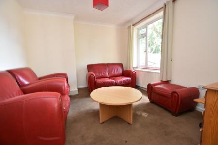 4 bedroom Semi-detached house to let in Cunningham Road, Norwich, NR5