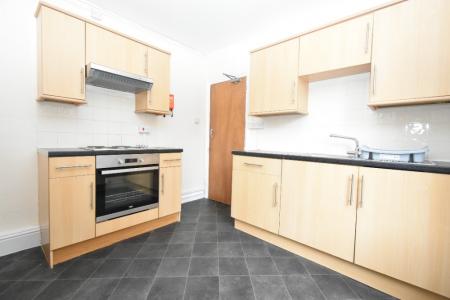 6 bedroom End of terrace house to let in St Stephens Road, Norwich, NR1