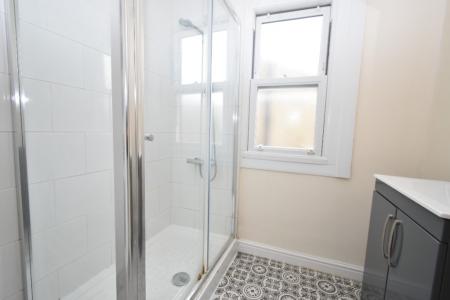 6 bedroom End of terrace house to let in St Stephens Road, Norwich, NR1