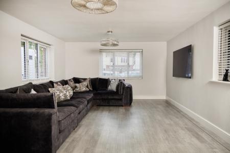 5 bedroom Detached house for sale in Church Green, Norwich, NR7