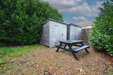 6 bedroom Detached house to let in North Park Avenue, Norwich, NR4