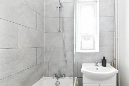 5 bedroom Semi-detached house to let in Cunningham Road, Earlham, Norwich, NR5