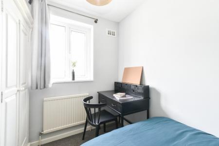 5 bedroom Semi-detached house to let in Cunningham Road, Earlham, Norwich, NR5