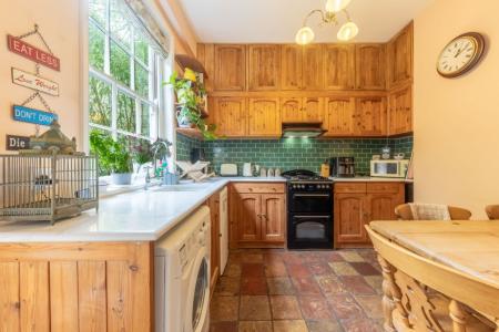 3 bedroom Terraced House for sale in Golden Triangle