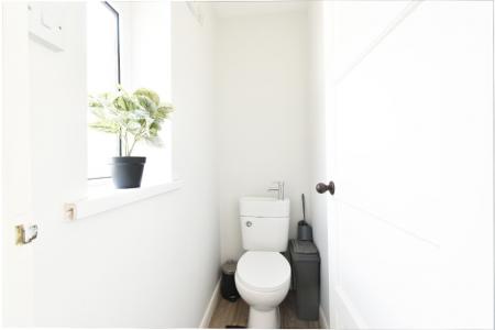 6 bedroom Semi-detached house to let in Savery Close, Norwich, NR5