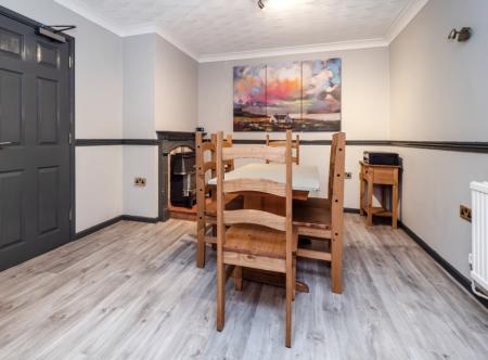 6 bedroom End of terrace house to let in Northfields, Norwich, NR4