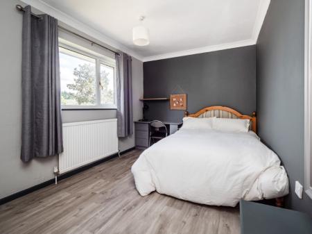 6 bedroom End of terrace house to let in Northfields, Norwich, NR4