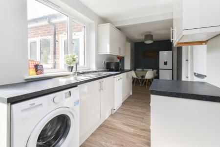 5 bedroom Semi-detached house to let in Buckingham Road, Norwich, NR4