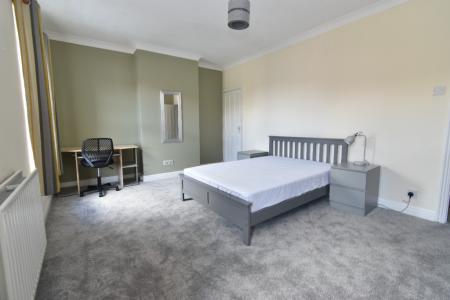 4 bedroom Terraced House to let in Portersfield Road, Norwich, NR2