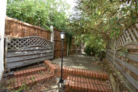 4 bedroom End of terrace house to let in Waterloo Road, Norwich, NR3